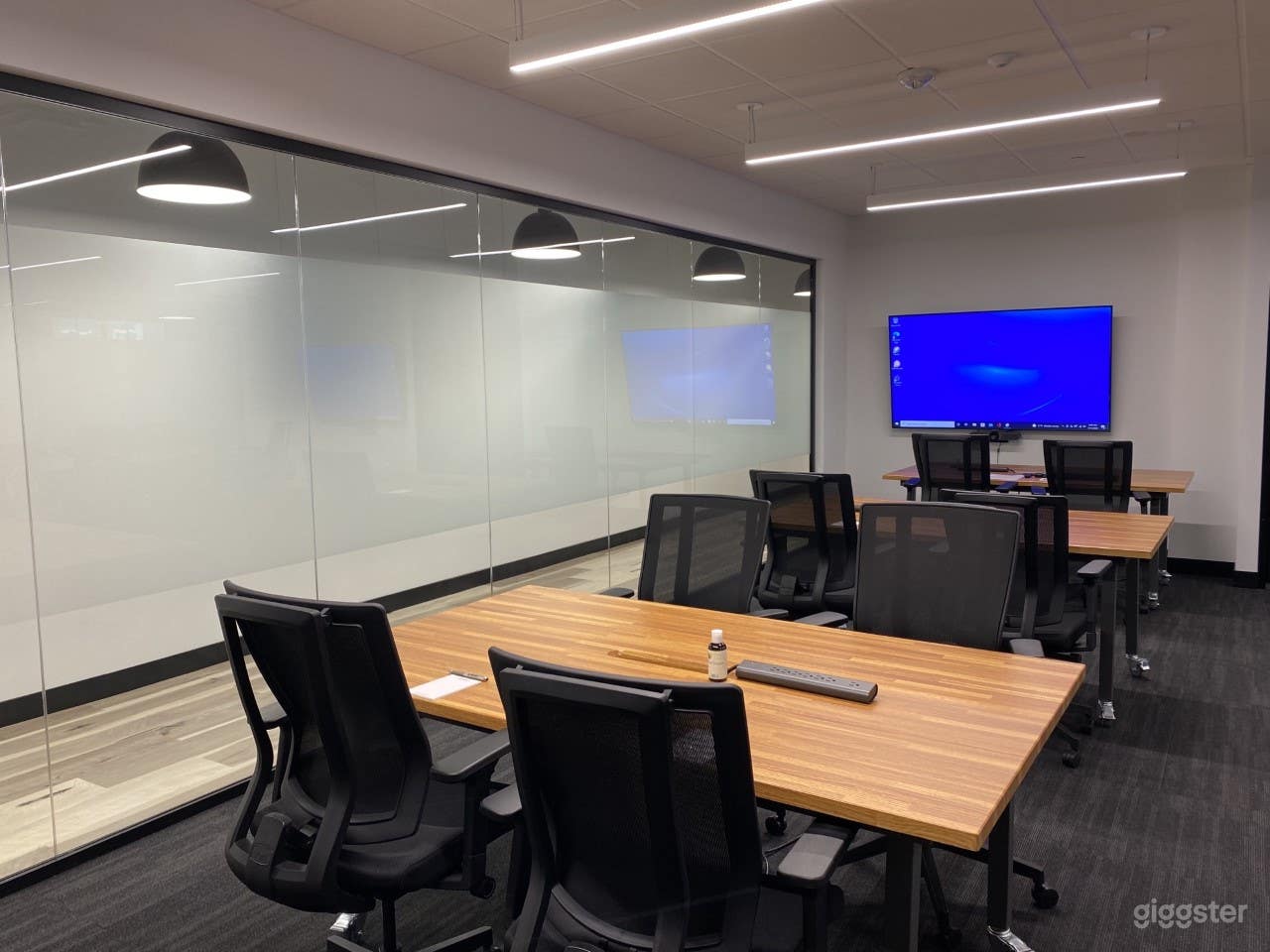 Super Hornet Conference Room Photo 1