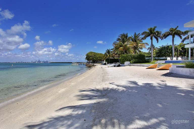  Miami Vice Oceanfront Mansion with Private Beach  