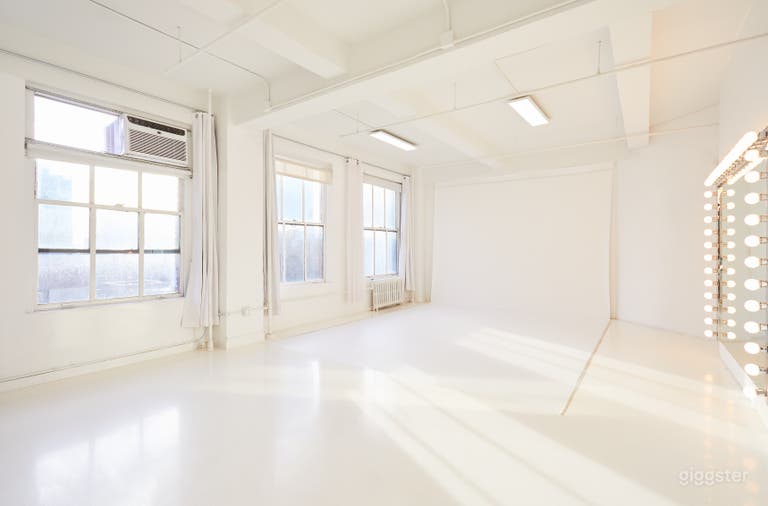  22B Spacious Manhattan Photo Video Free EQ 