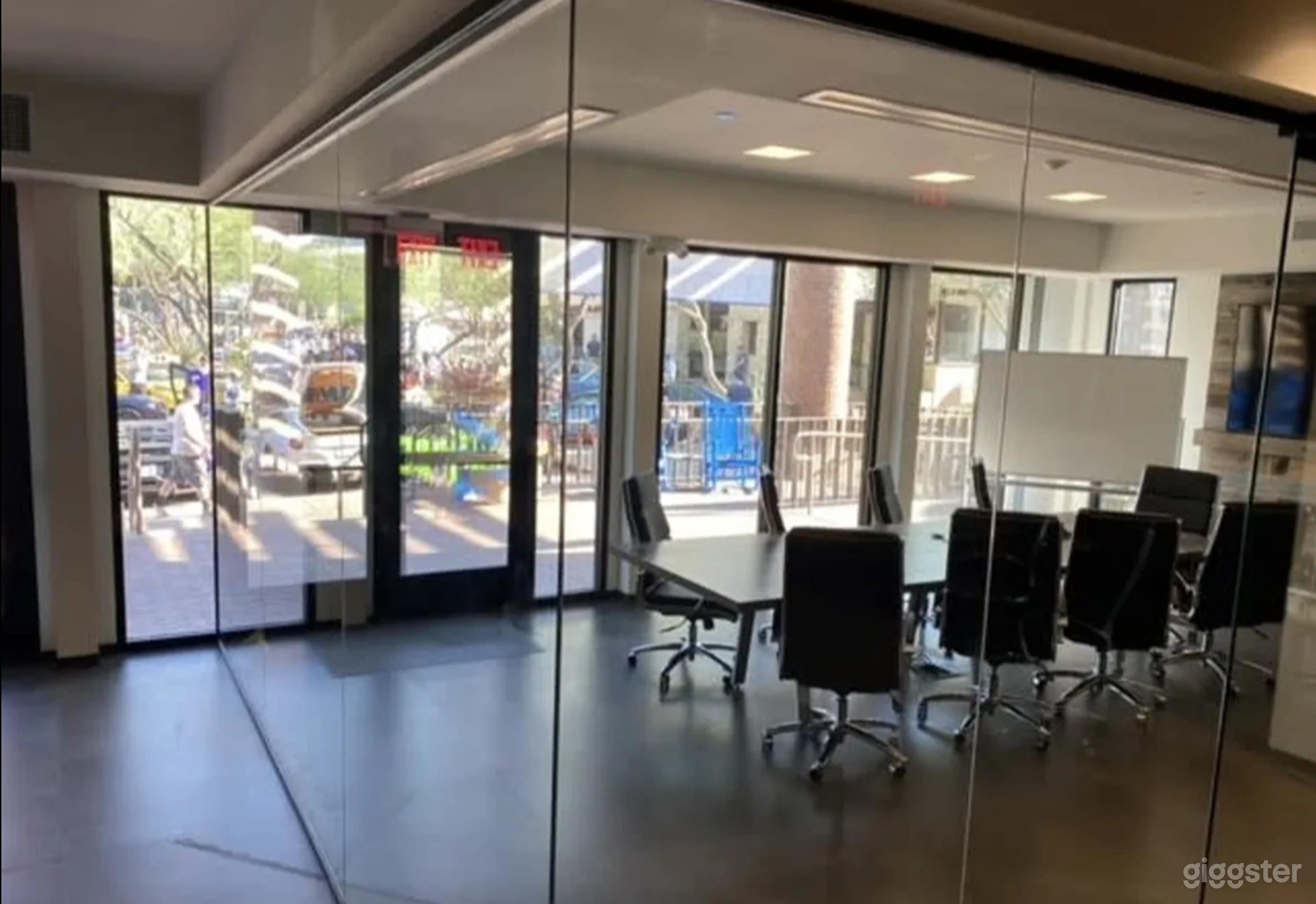 Executive 12 Person Boardroom in North Scottsdale Photo 3