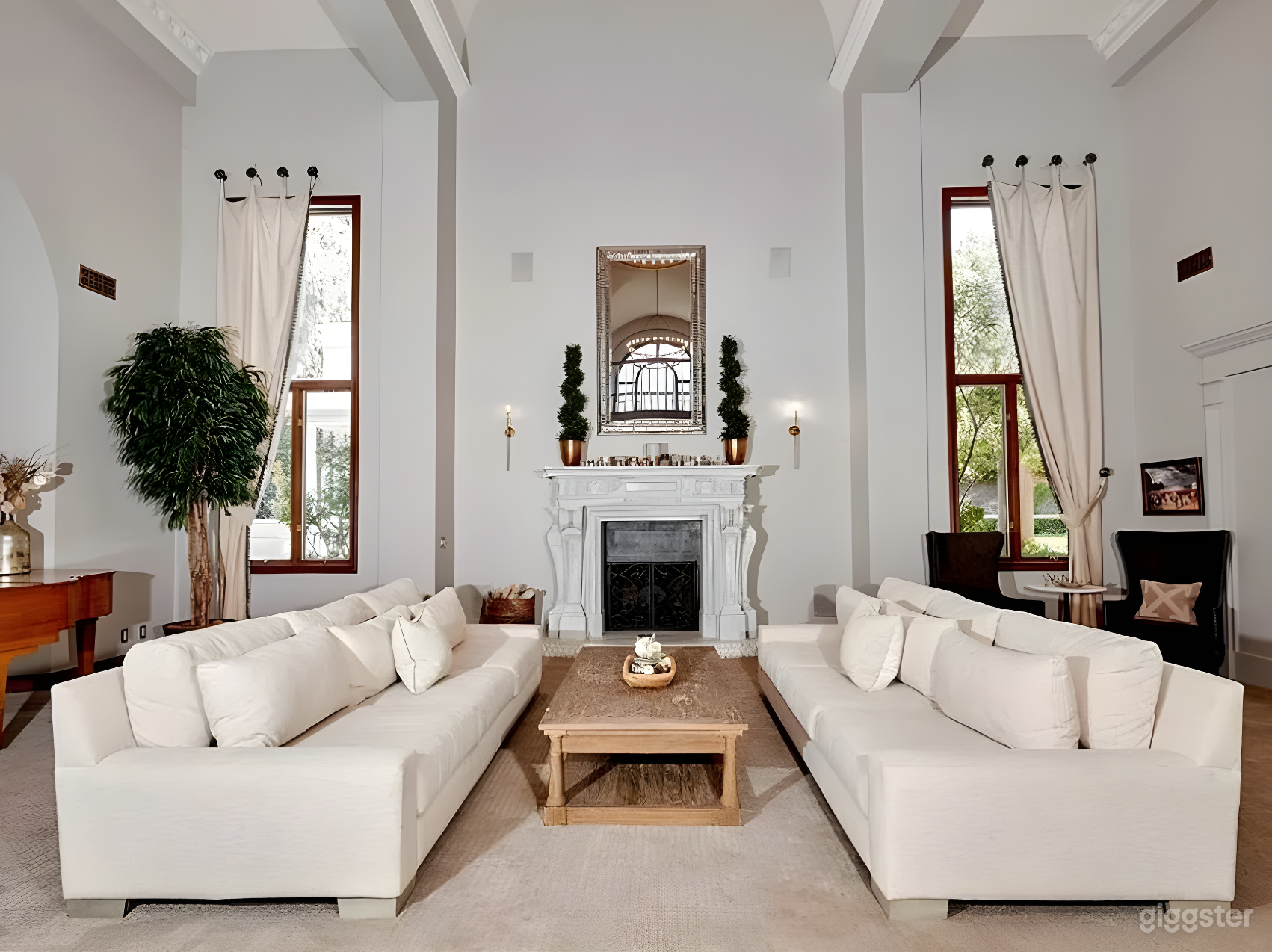 Golden Fame LLC  Photo 2