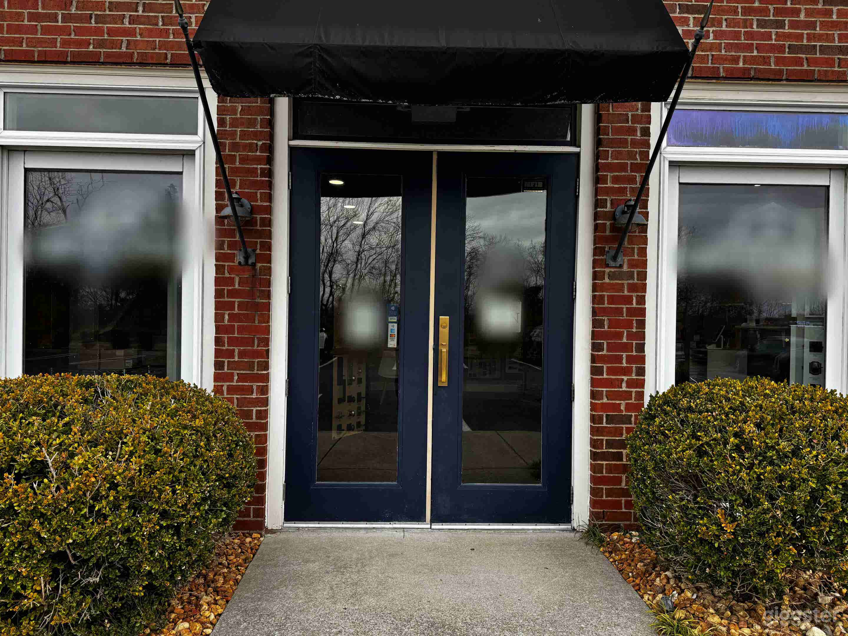 Film Shoot Ready Hardware Store in Franklin, TN Photo 1