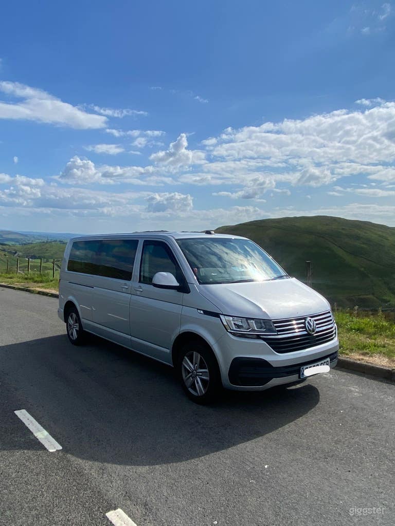  Chauffeur driven cars and mini-buses for all occasions 