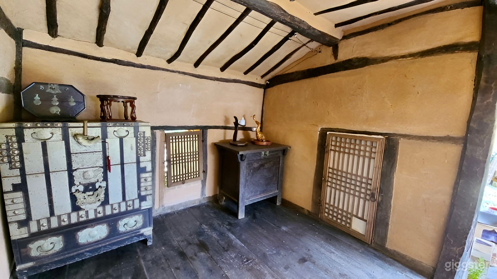 오픈된 마루와 백동장,뒤