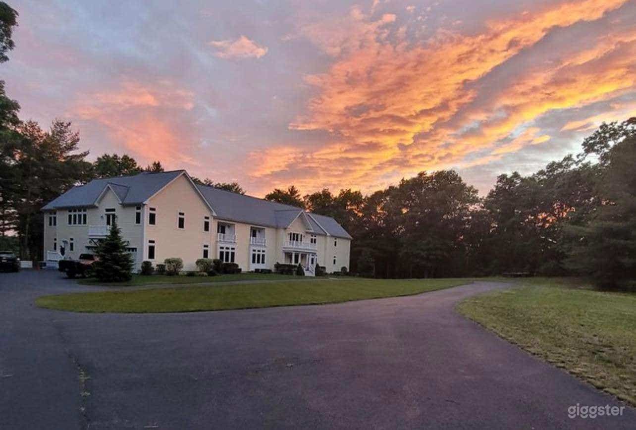 15 acre property and12k Sq ft mansion  Photo 3