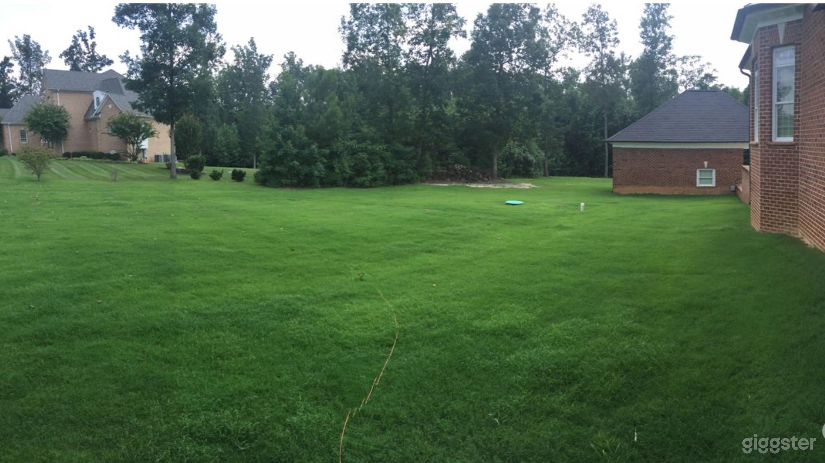 Enchanting Outdoor Backyard Venue Photo 2