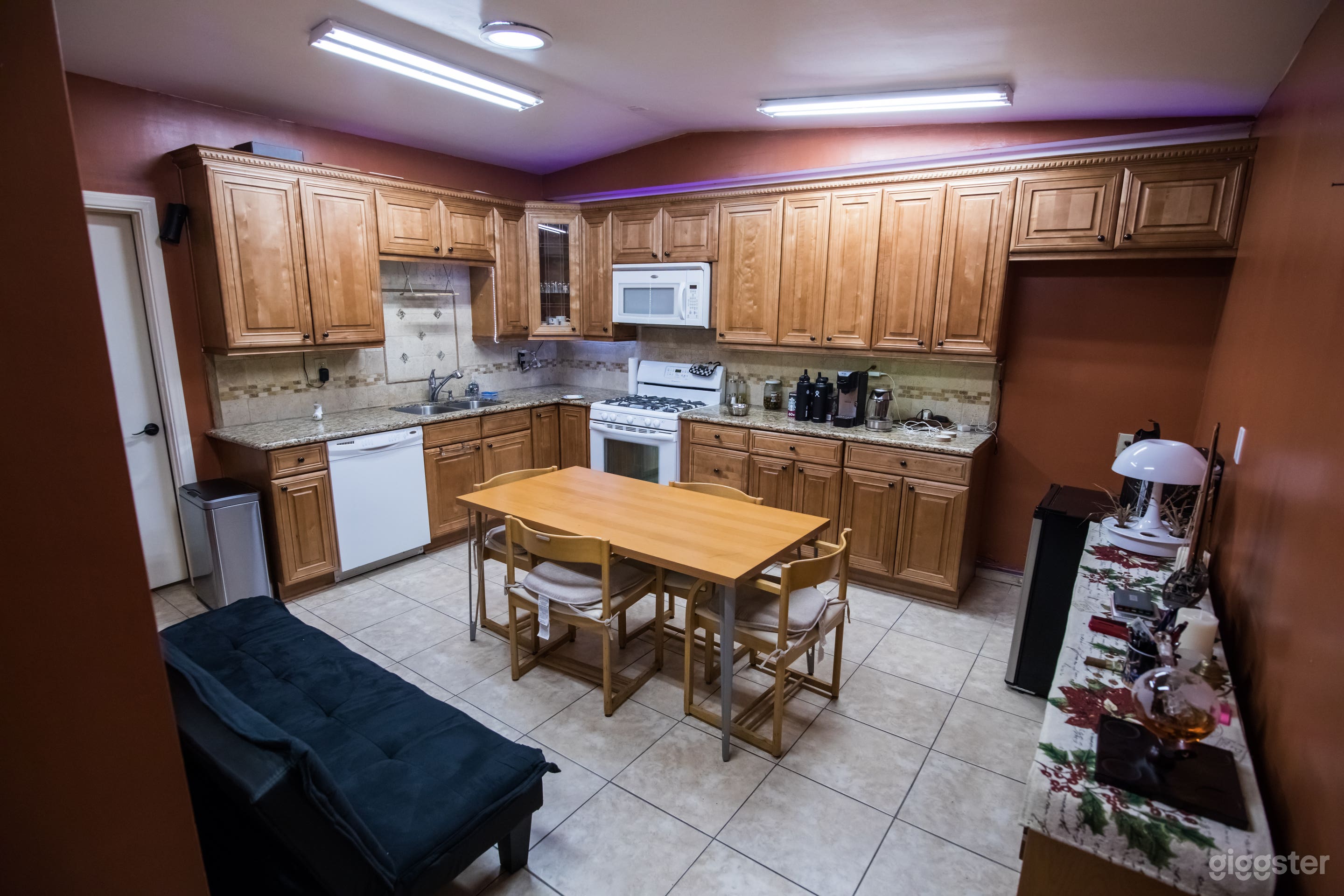 Kitchen for filming  Photo 2