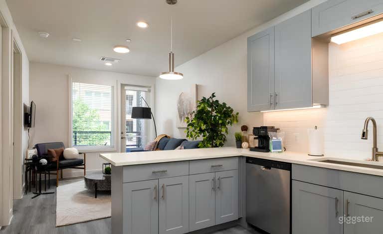  Downtown Location | Riverfront Stay | Free Parking 