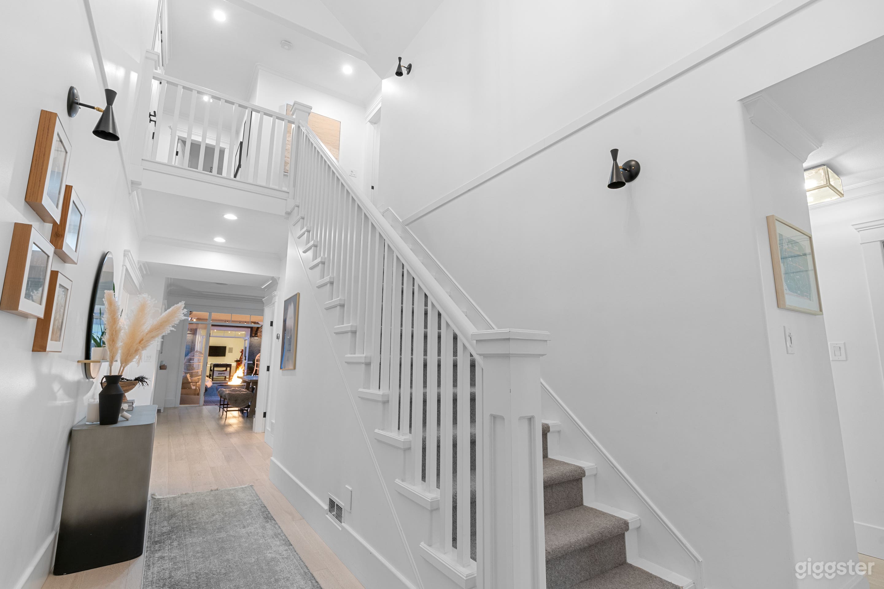 Sowden House Photo 4