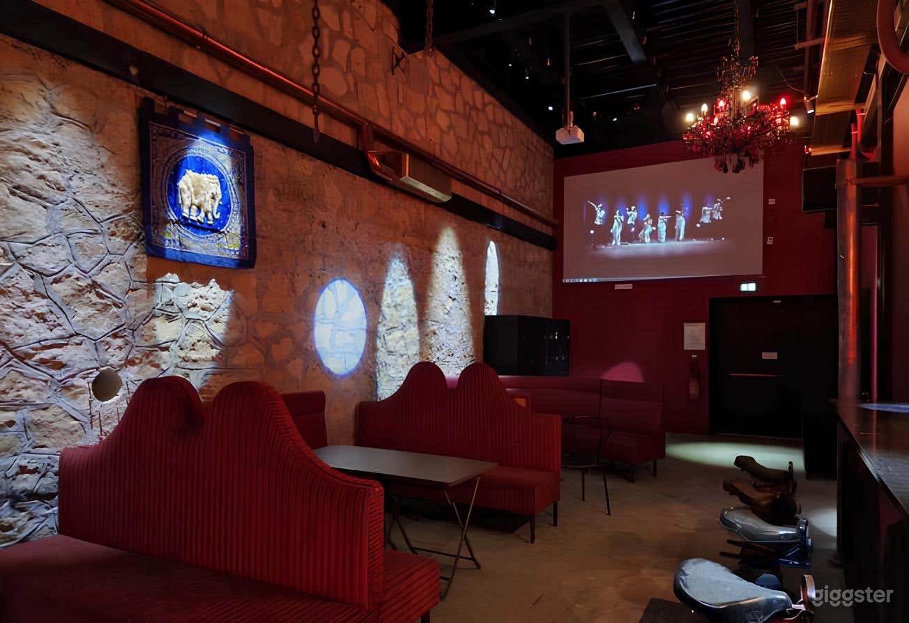 Photo de Disco Hall - The Temple of the 70s & 80s 2