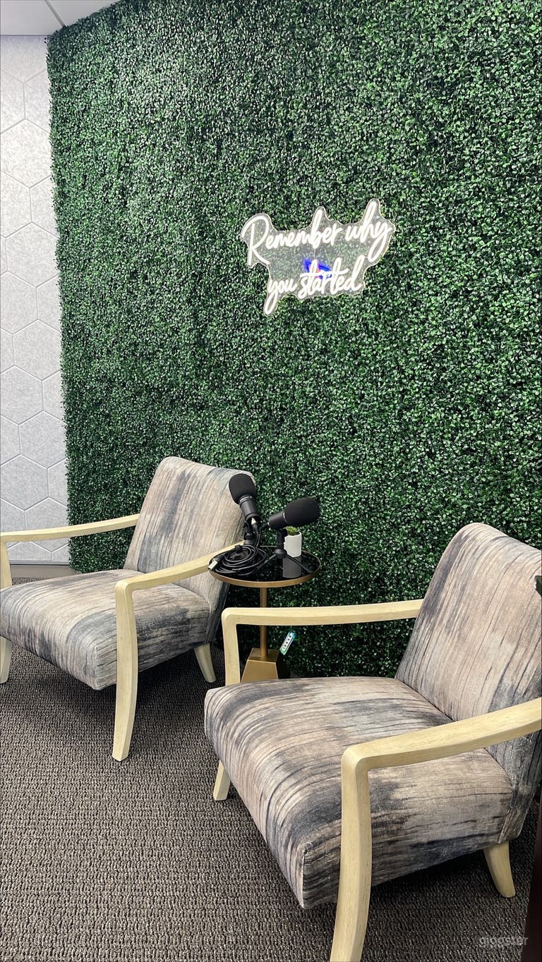  Distinctive Workspace for Meetings 