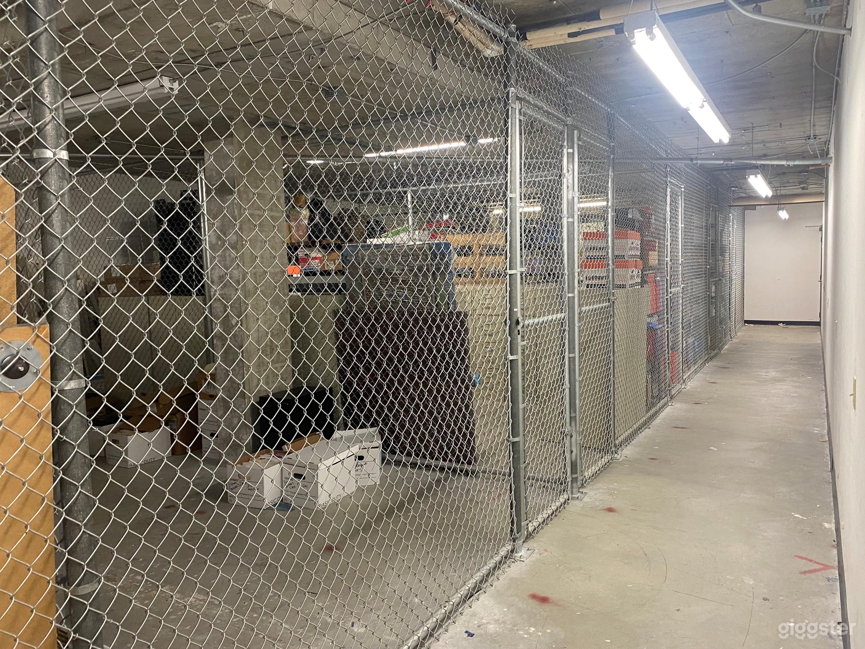Suite 625: THE DETENTION CENTER (LAX) Photo 4