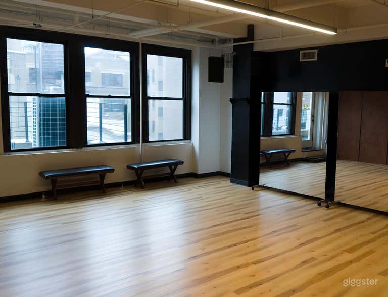  Bright Smaller Studio Room B 