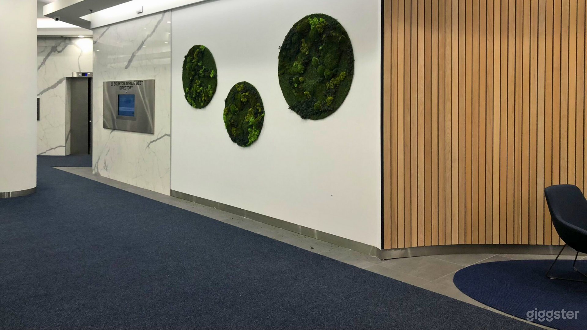 Indigo Boardroom  Photo 4