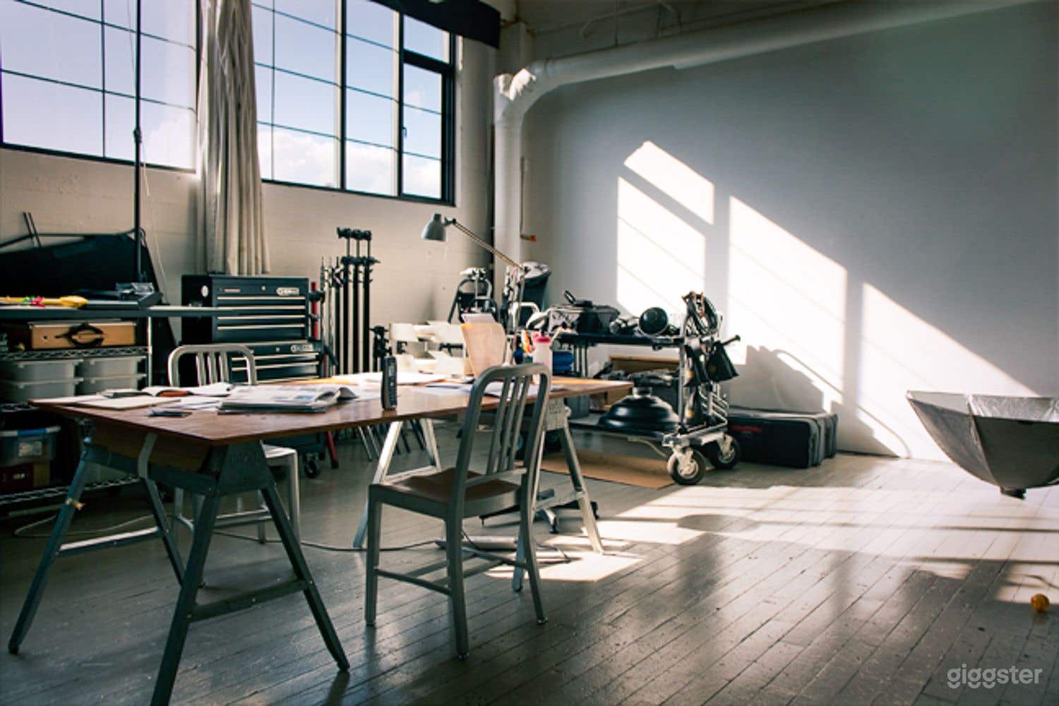 RAD-Creative Studio Photo 3