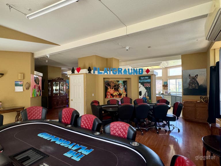  Back Country Outpost w/ Underground Gambling Set 