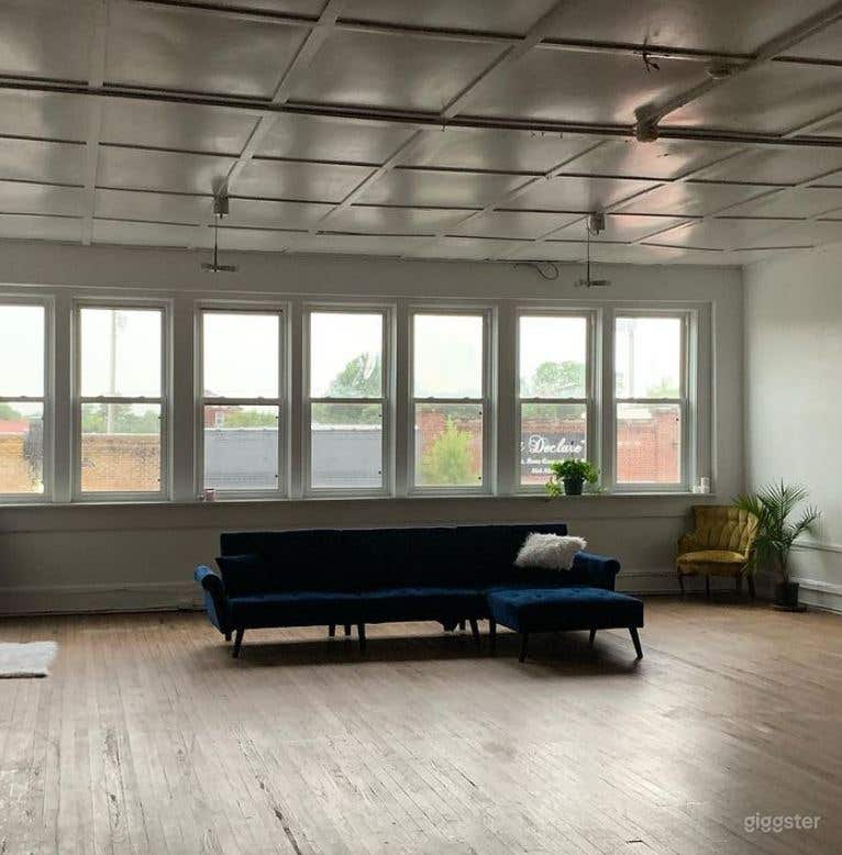 Bright and Cozy Studio Located in the heart of Fountain Inn Photo 2