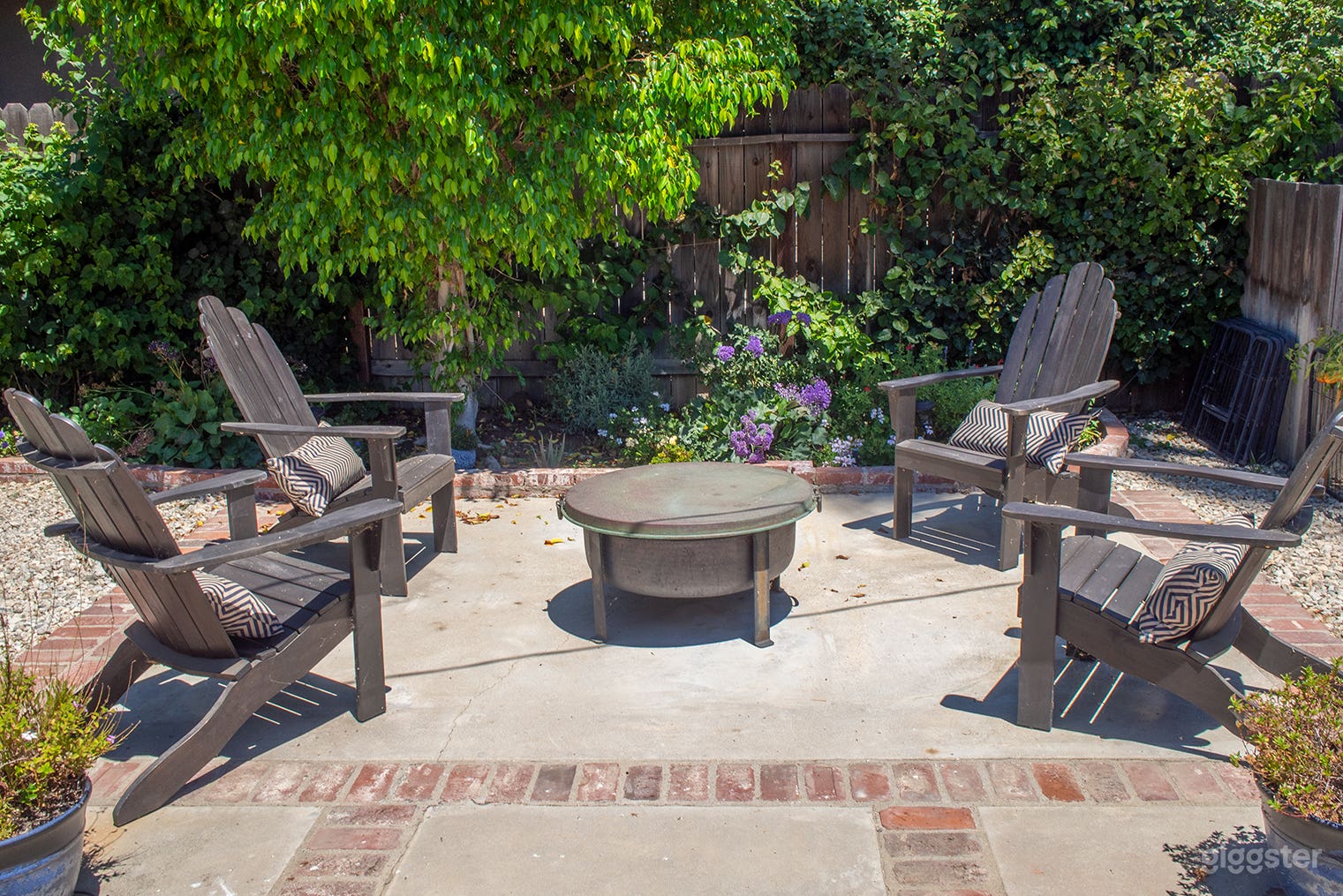 Storybook Ranch House with Massive Yard Photo 4