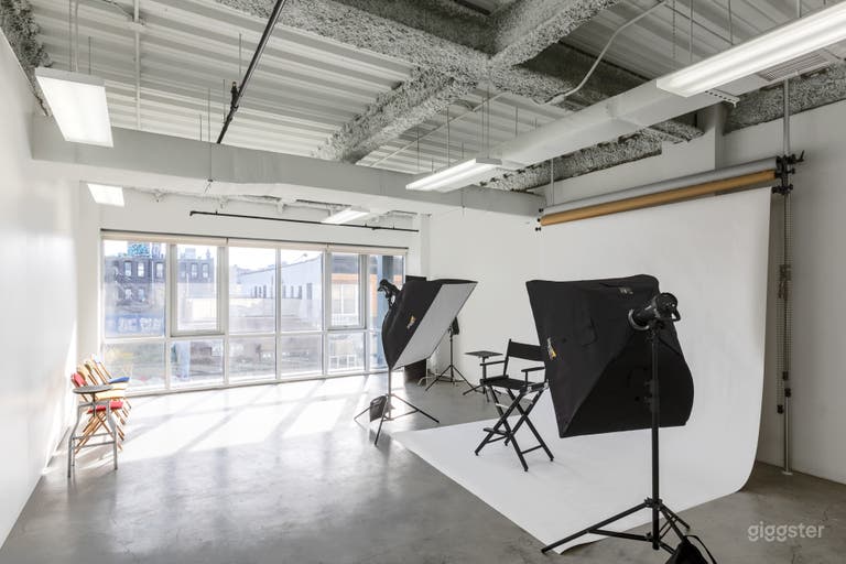  Estudio fotográfico y de video industrial luminoso 