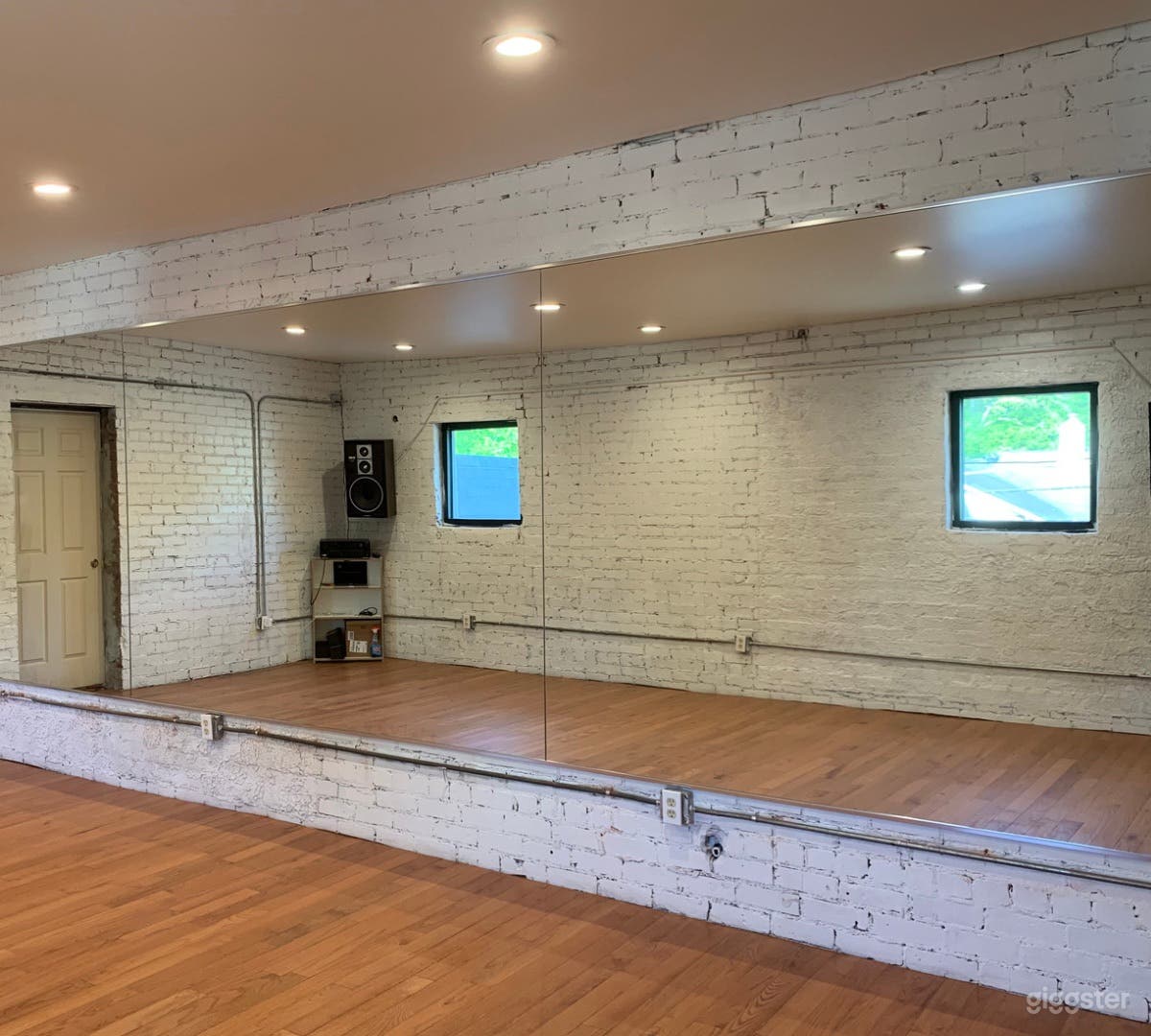 Vibrant Creative Space in Atlanta Photo 1