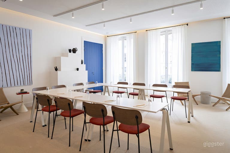  KEA | Meeting Room for 30 
