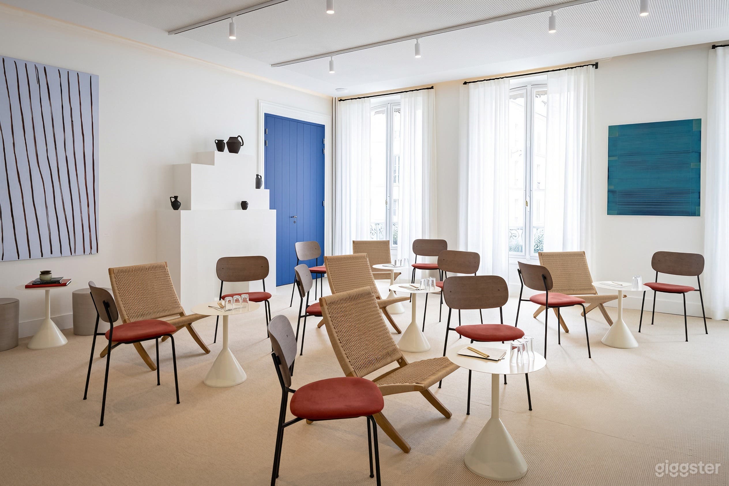 Photo de KEA | Salle de réunion pour 30 3
