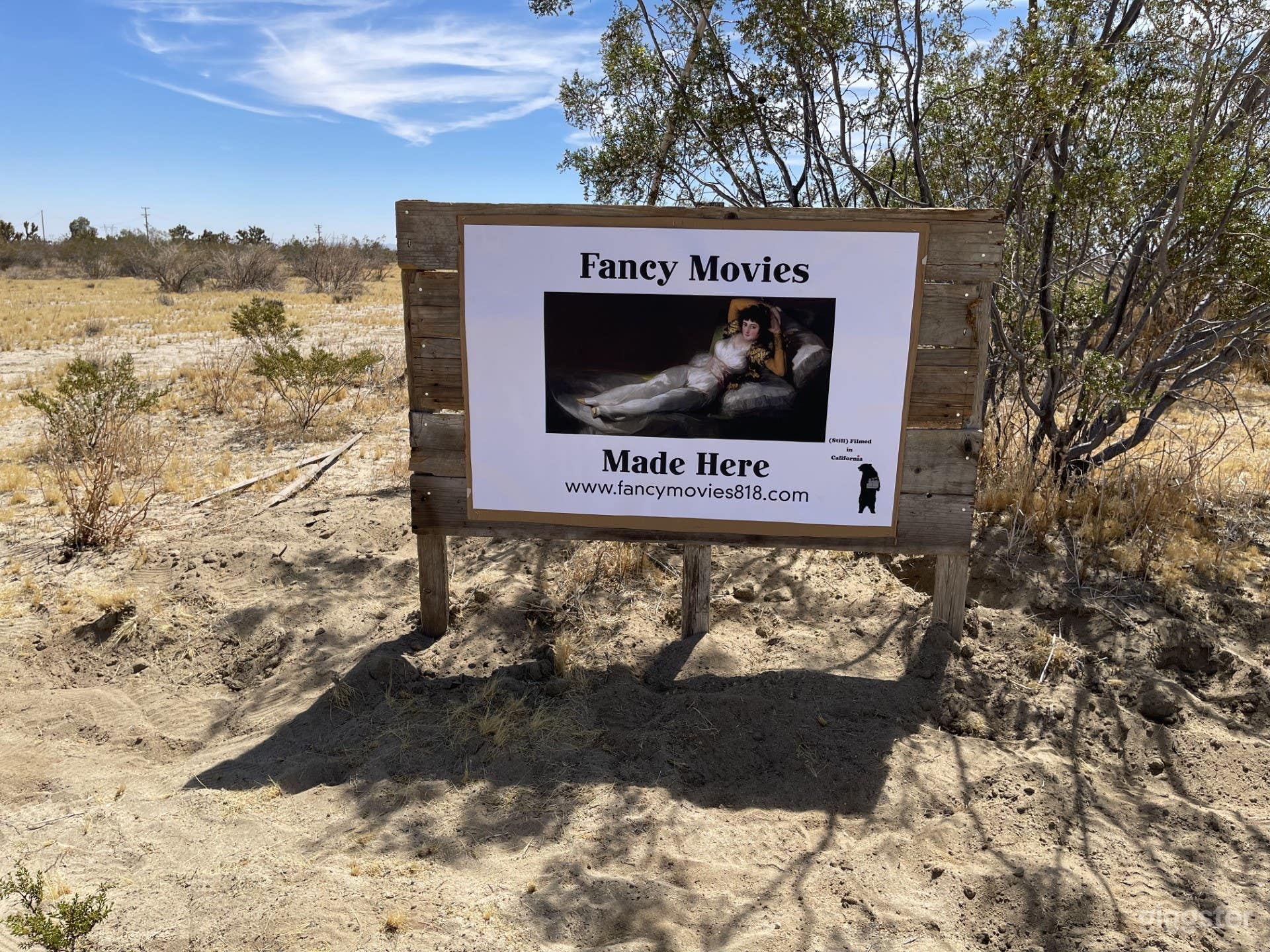 Off-grid Desert Landscape Photo 1
