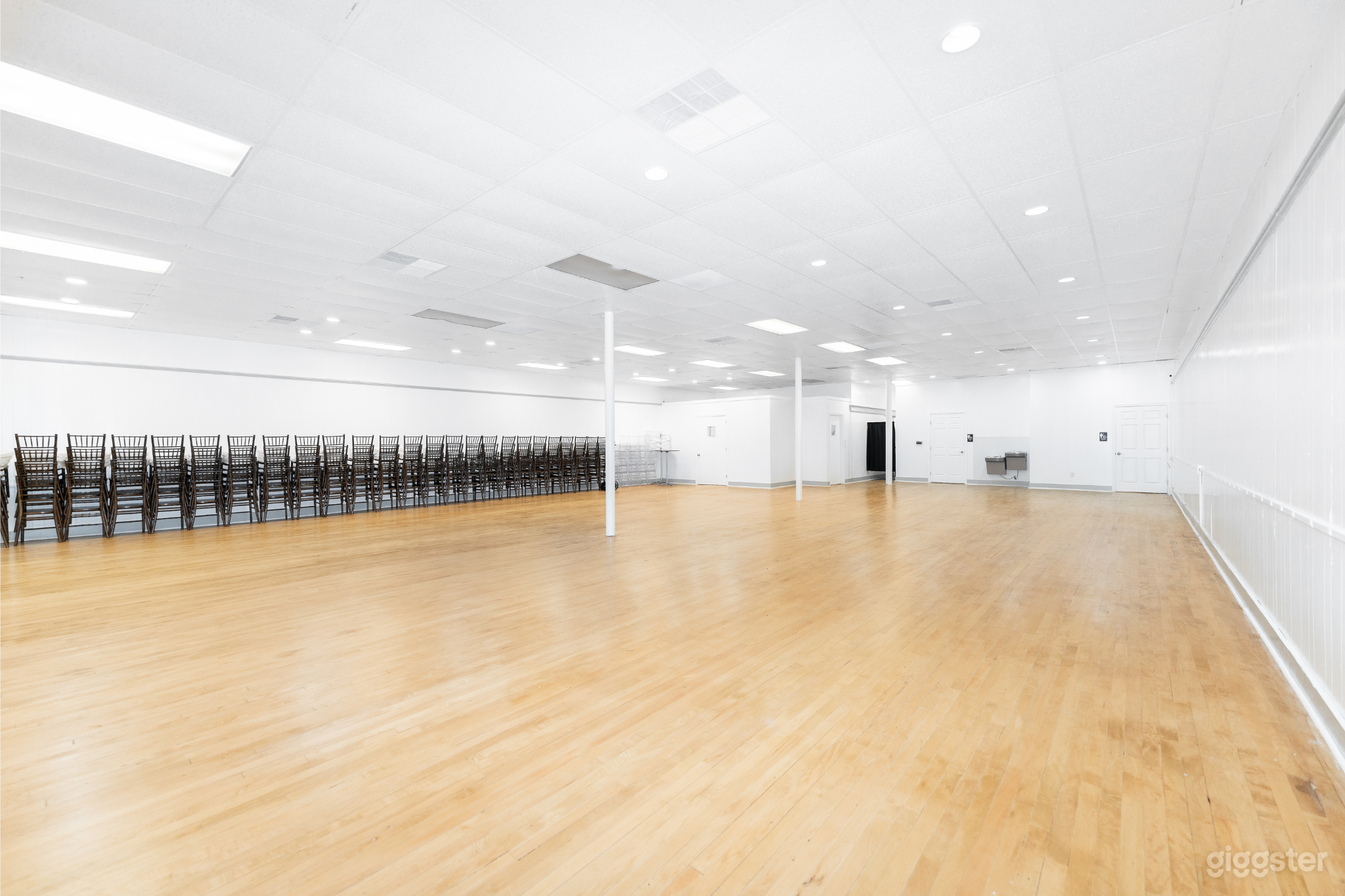 Historical Blank Open Intimate Building