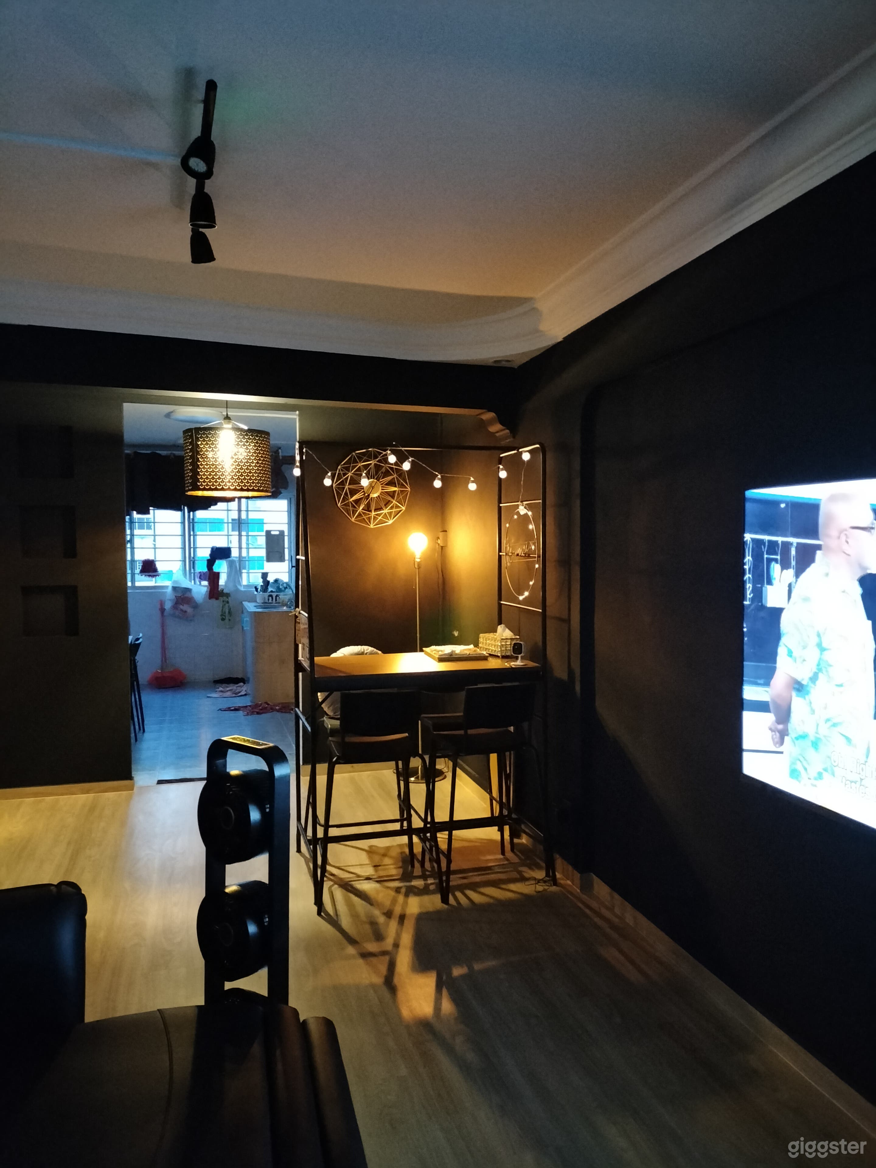 industrial modern living area Photo 4