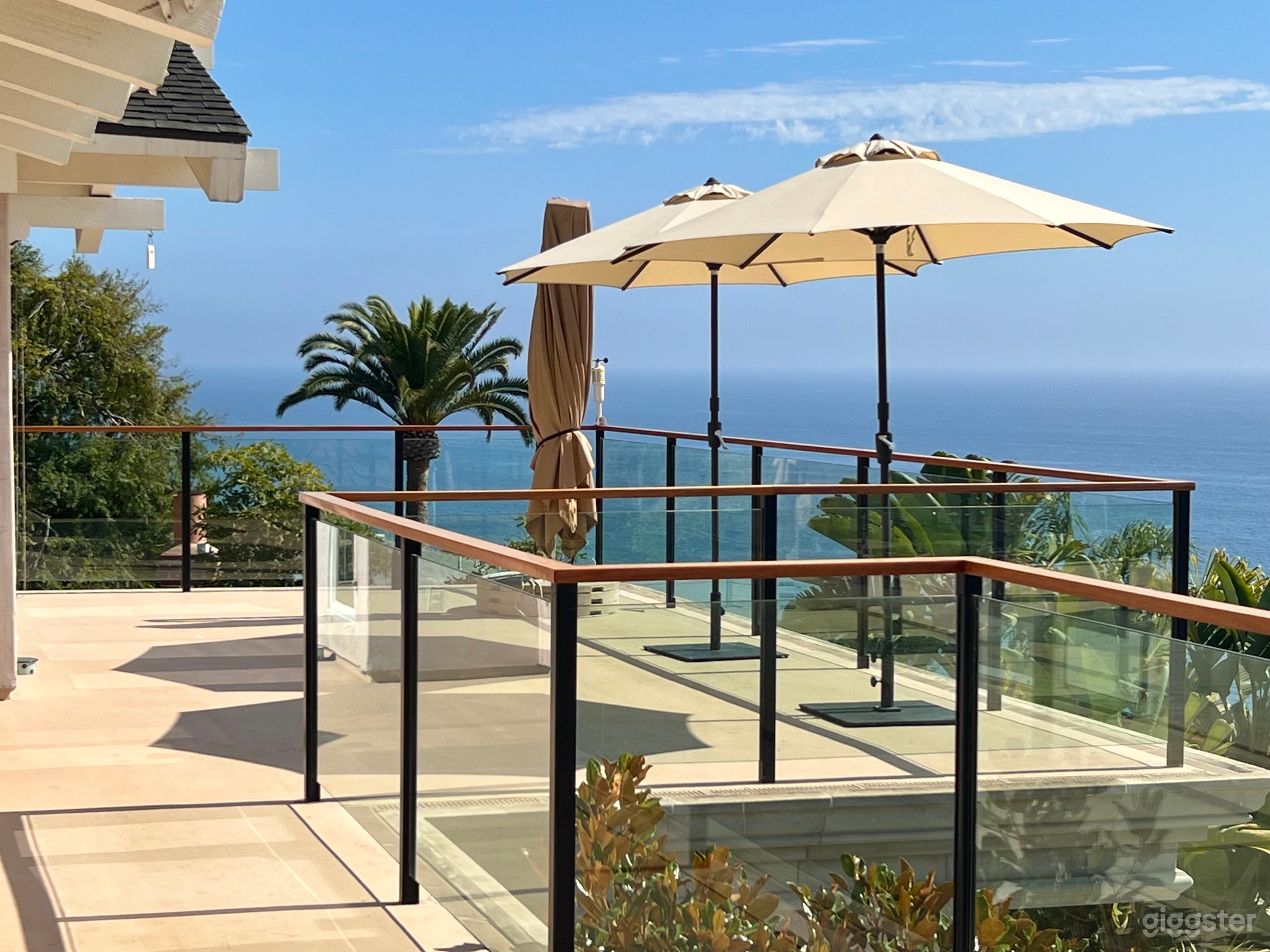 Enormous Balcony. Enormous Ocean View. Photo 1