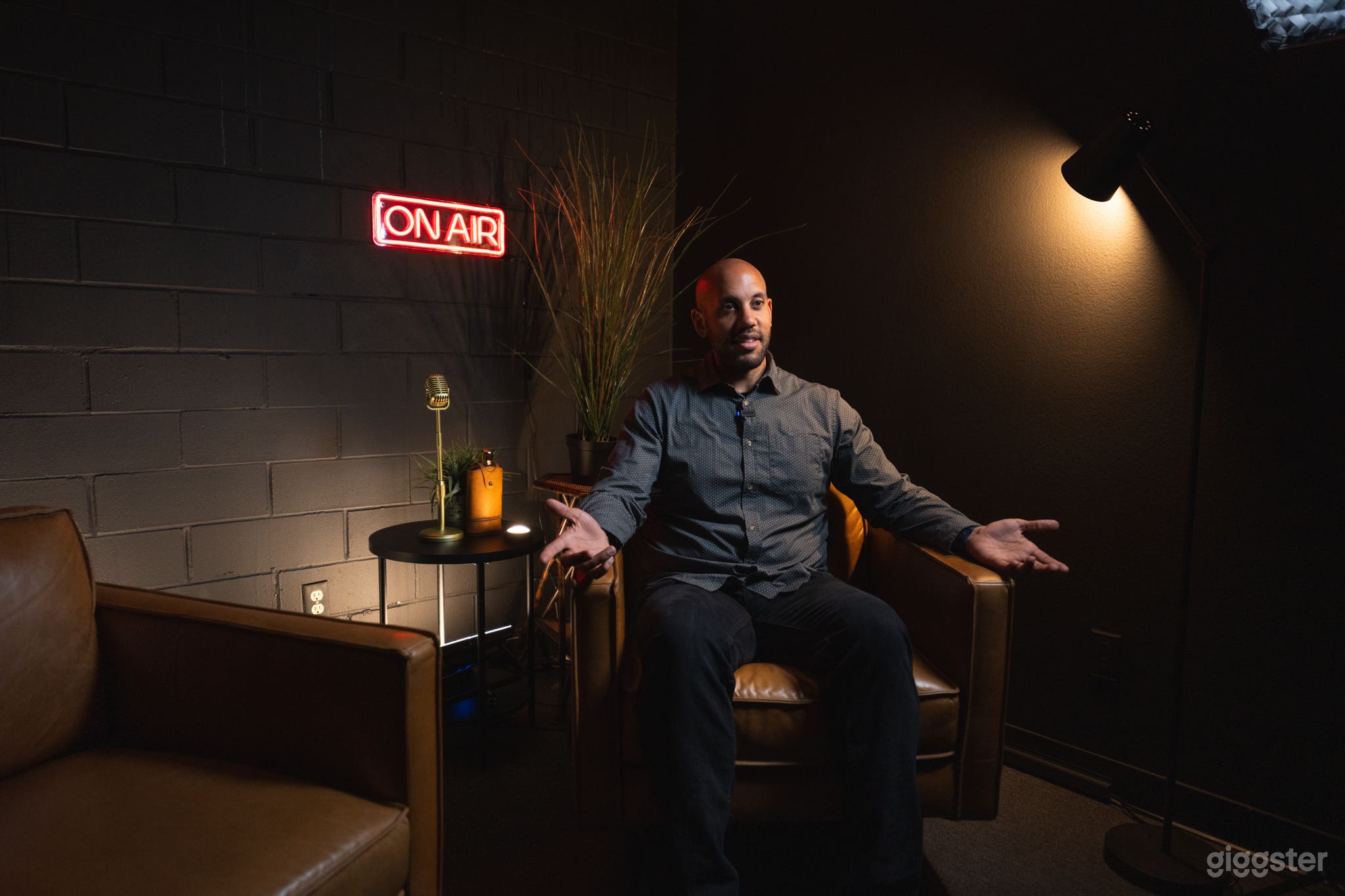 Professional Black Box Podcast Studio Photo 4