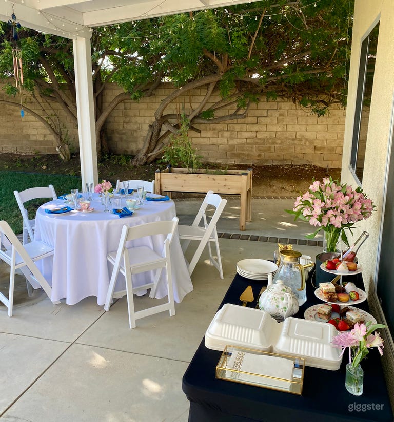  Beautiful house with great backyard perfect for entertaining 