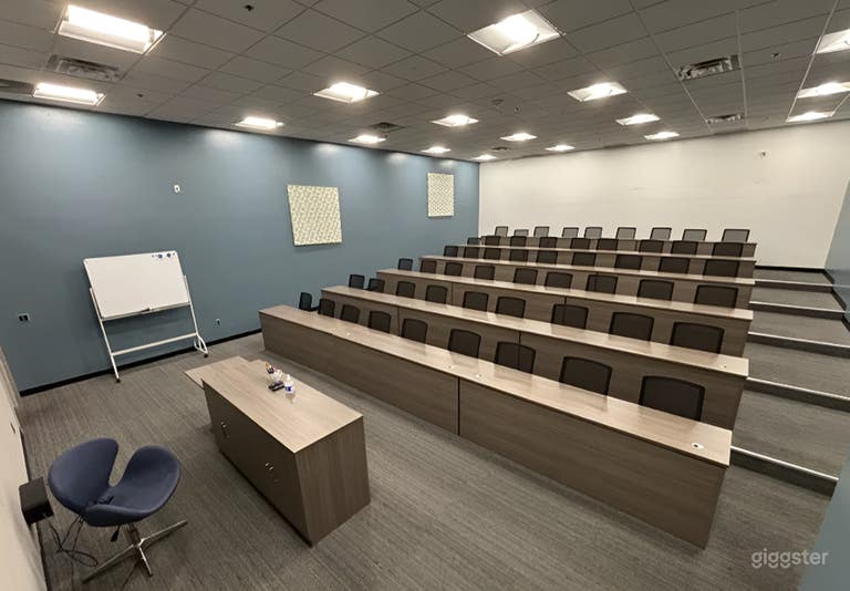 Large Classroom for Networking & Business Events 