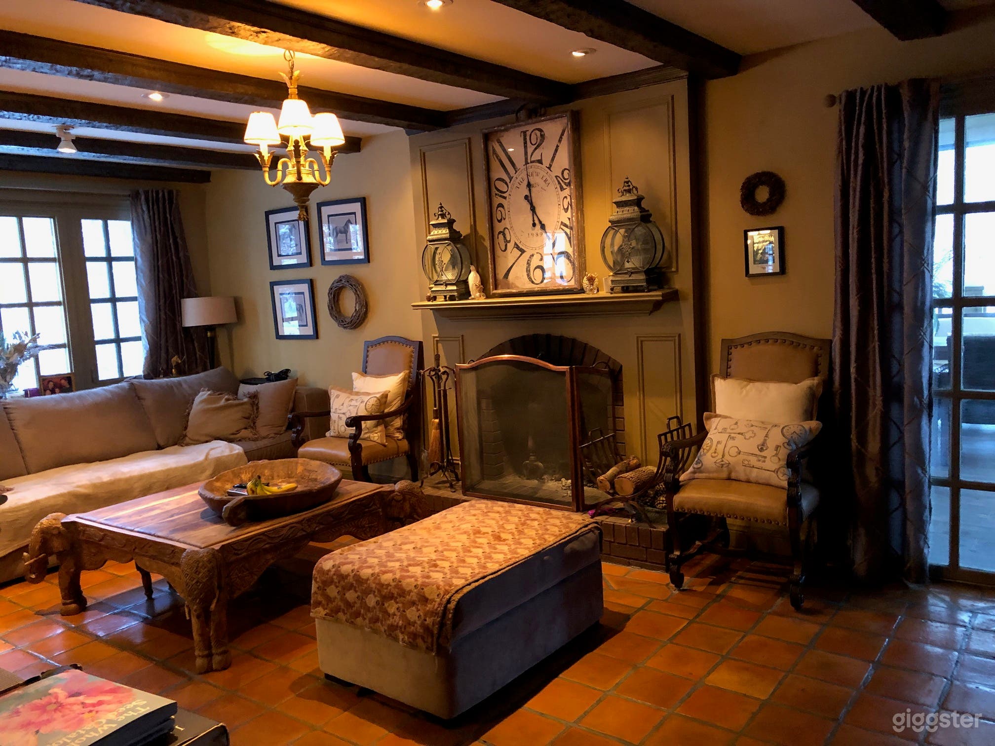 Cozy Charming English-French Country Manor Home Photo 4