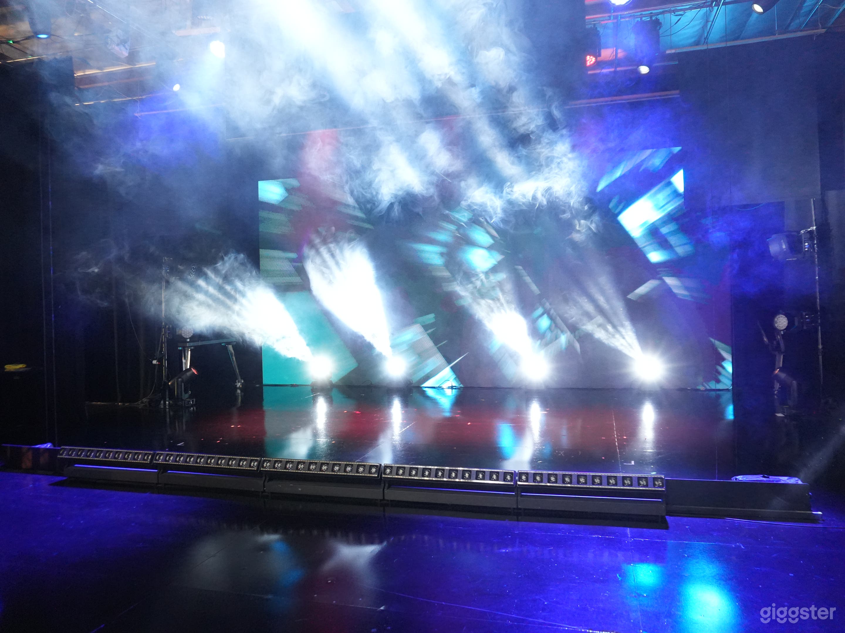 Theater-Style LED Wall Studio Like No Other Photo 1