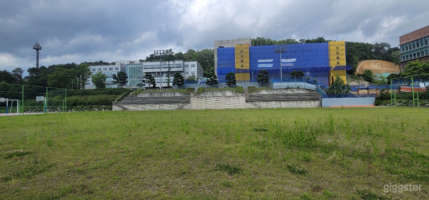 파주 대학교 캠퍼스 운동장 사진 4