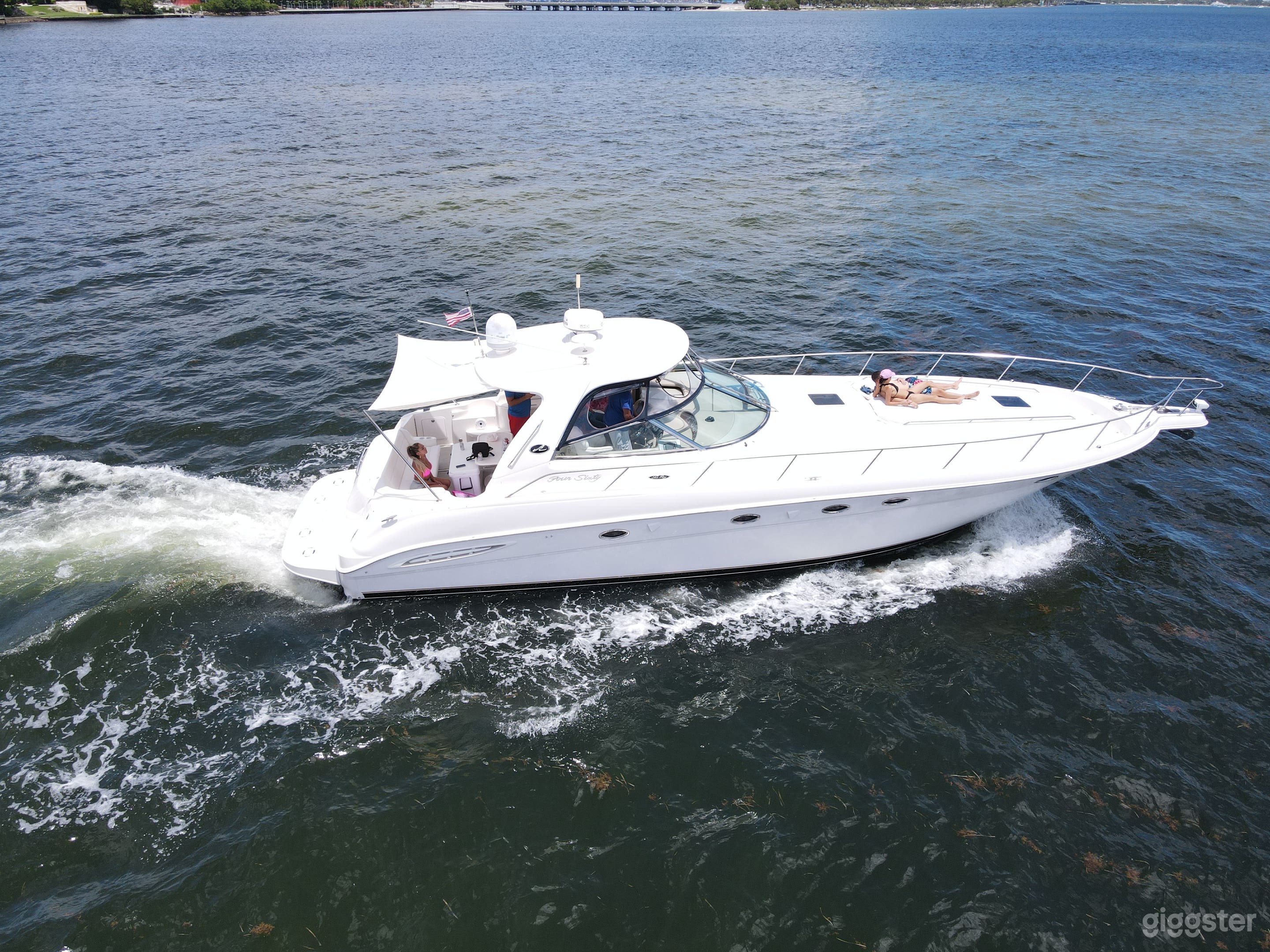 55' Huge Searay Yacht Photo 3