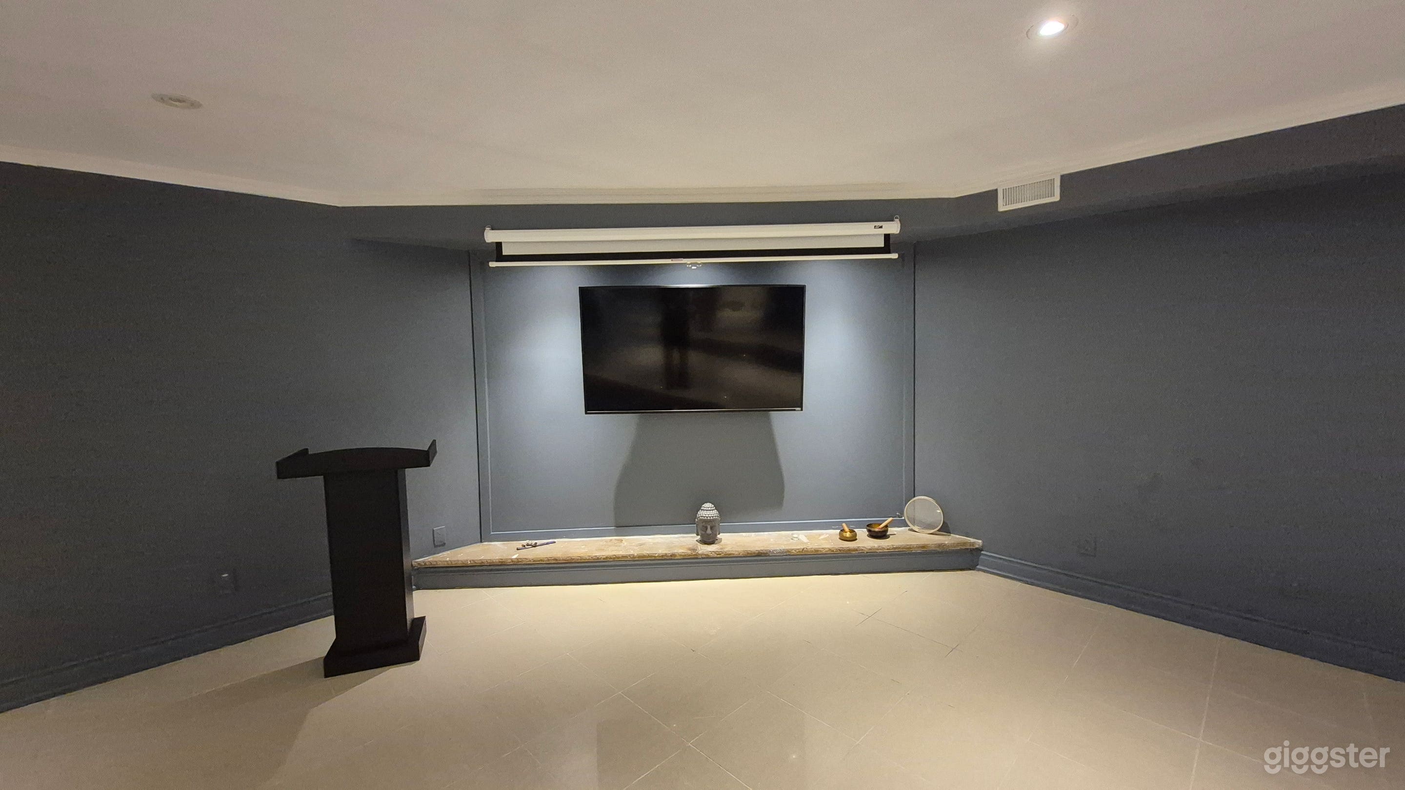 Professional Conference Room in Markham Photo 4