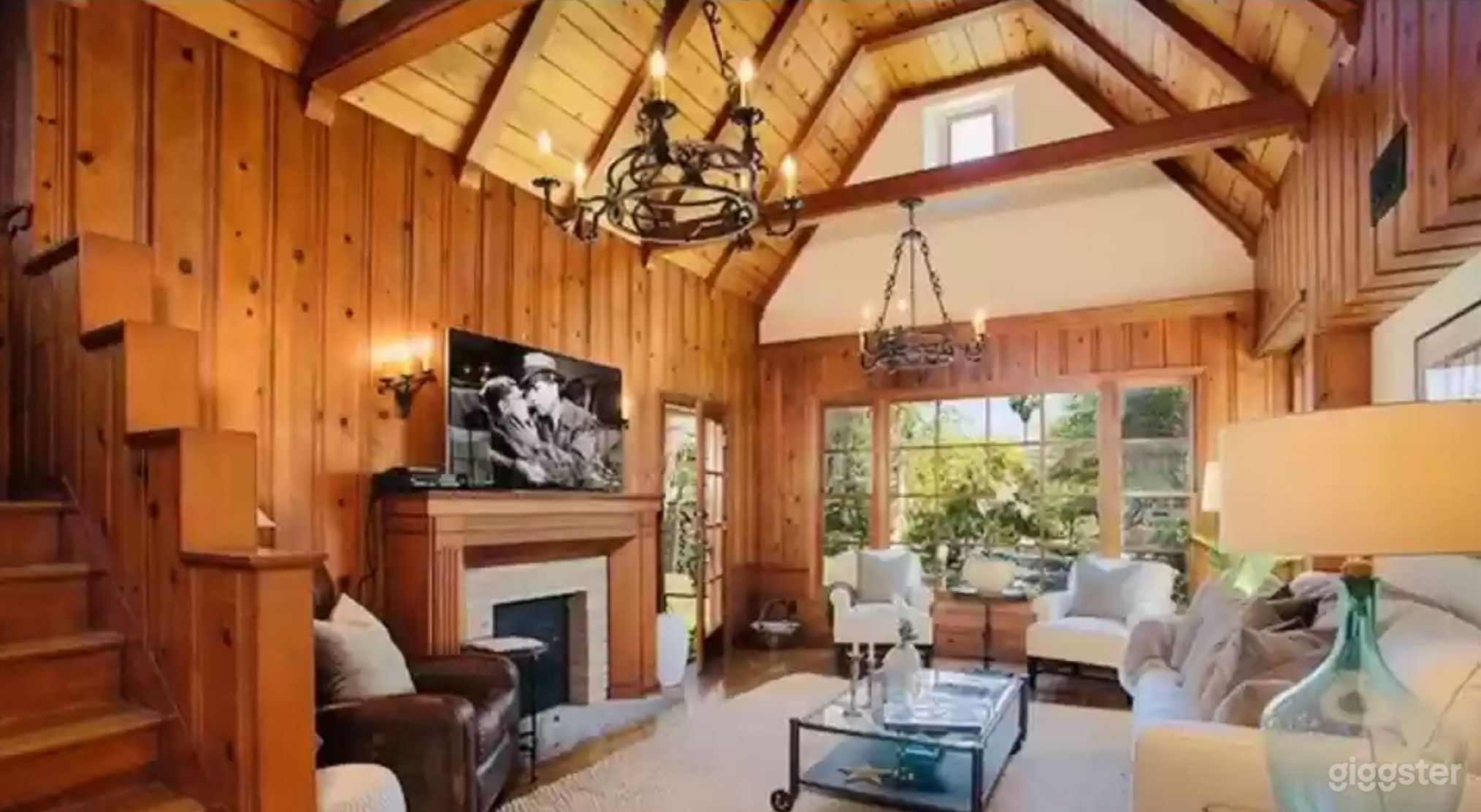 ENGLISH CONTEMPORARY CORNER KNOLL W/ AMAZING VIEW Photo 4