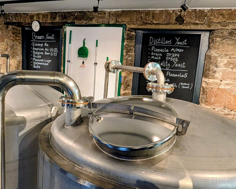  The Amazing Distillery 