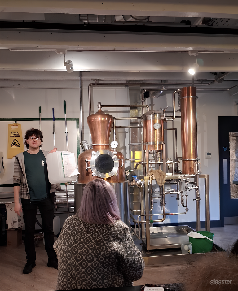  The Amazing Distillery 