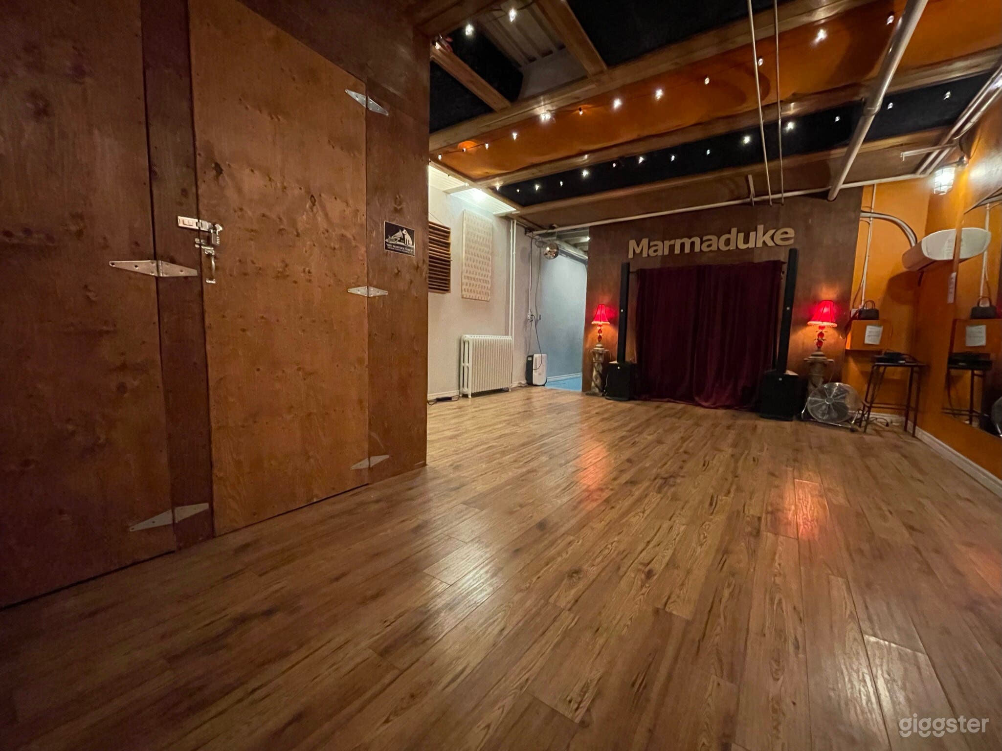 Versatile Industrial Photo + Video Studio Photo 3