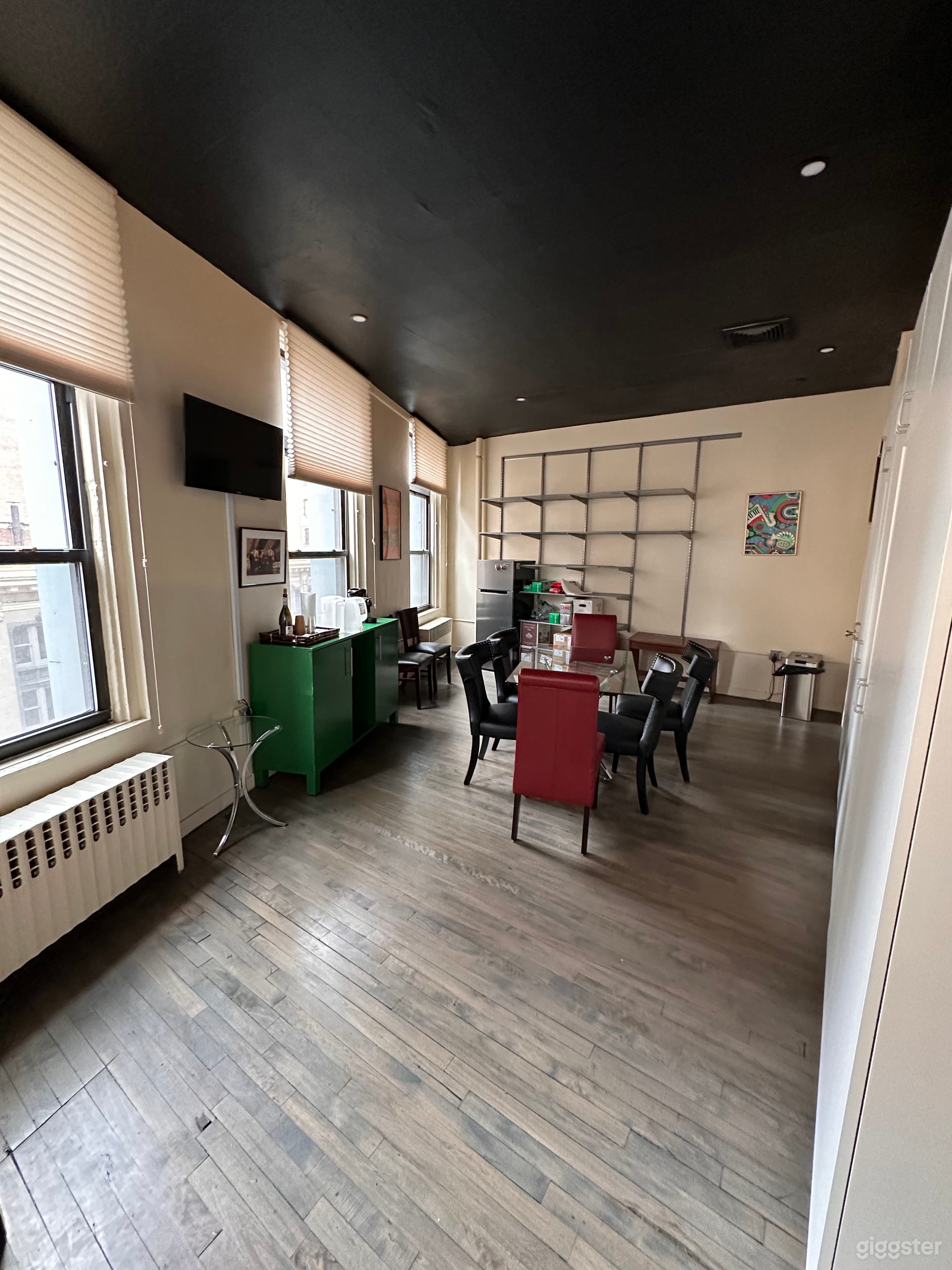 Green Room/Dressing Room