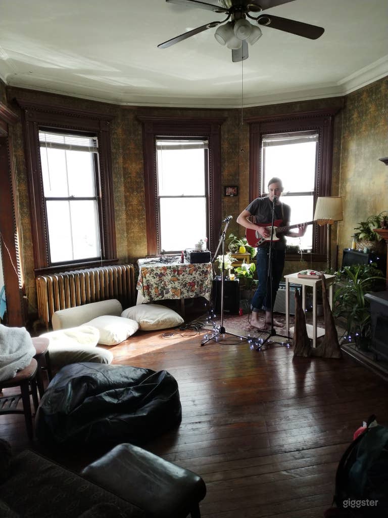  Victorian Home with Lots of Props and Character 