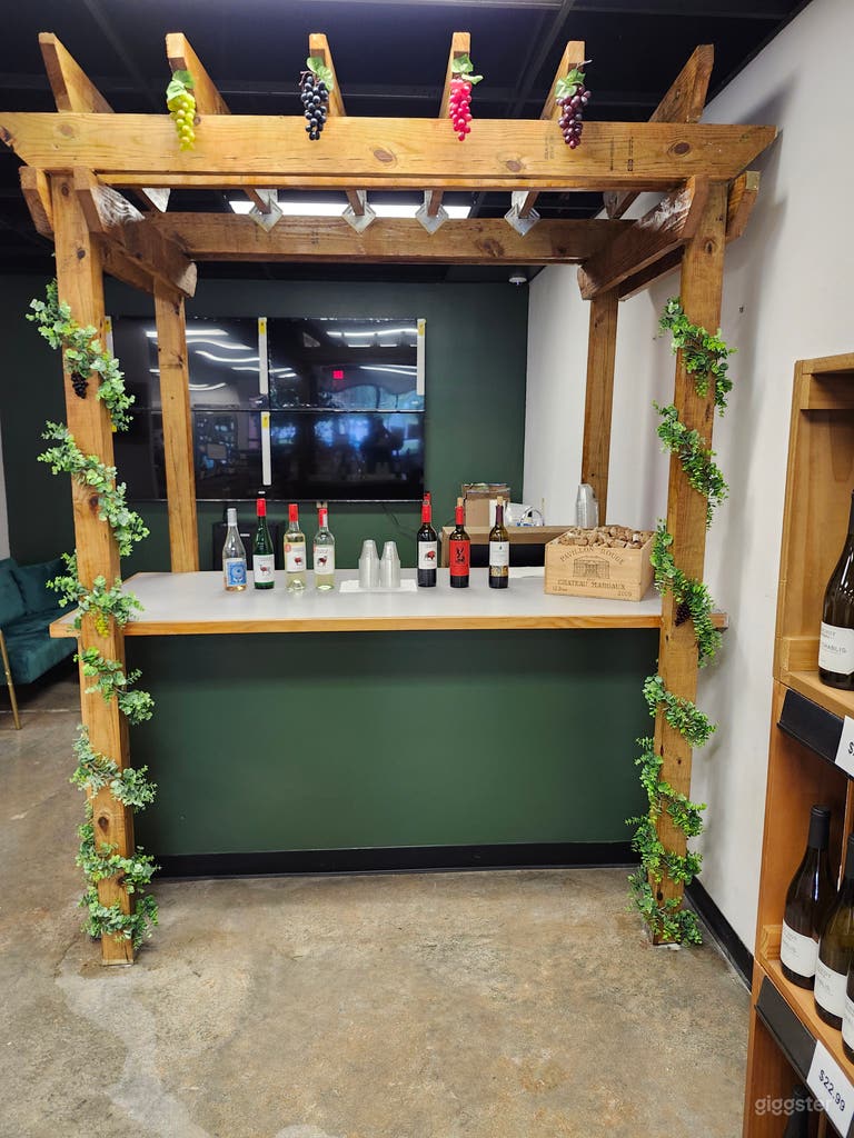  Tastings to Toasts–Host in Our Wine-Inspired Space 