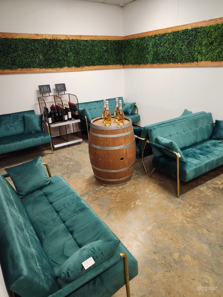  Tastings to Toasts–Host in Our Wine-Inspired Space 