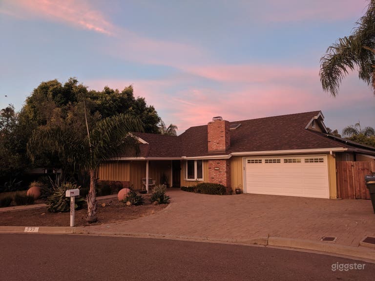  Front of the house at sunset 