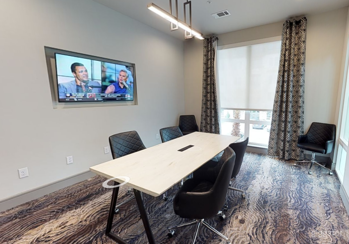 Modern Conference Room #1 in Addison Photo 4