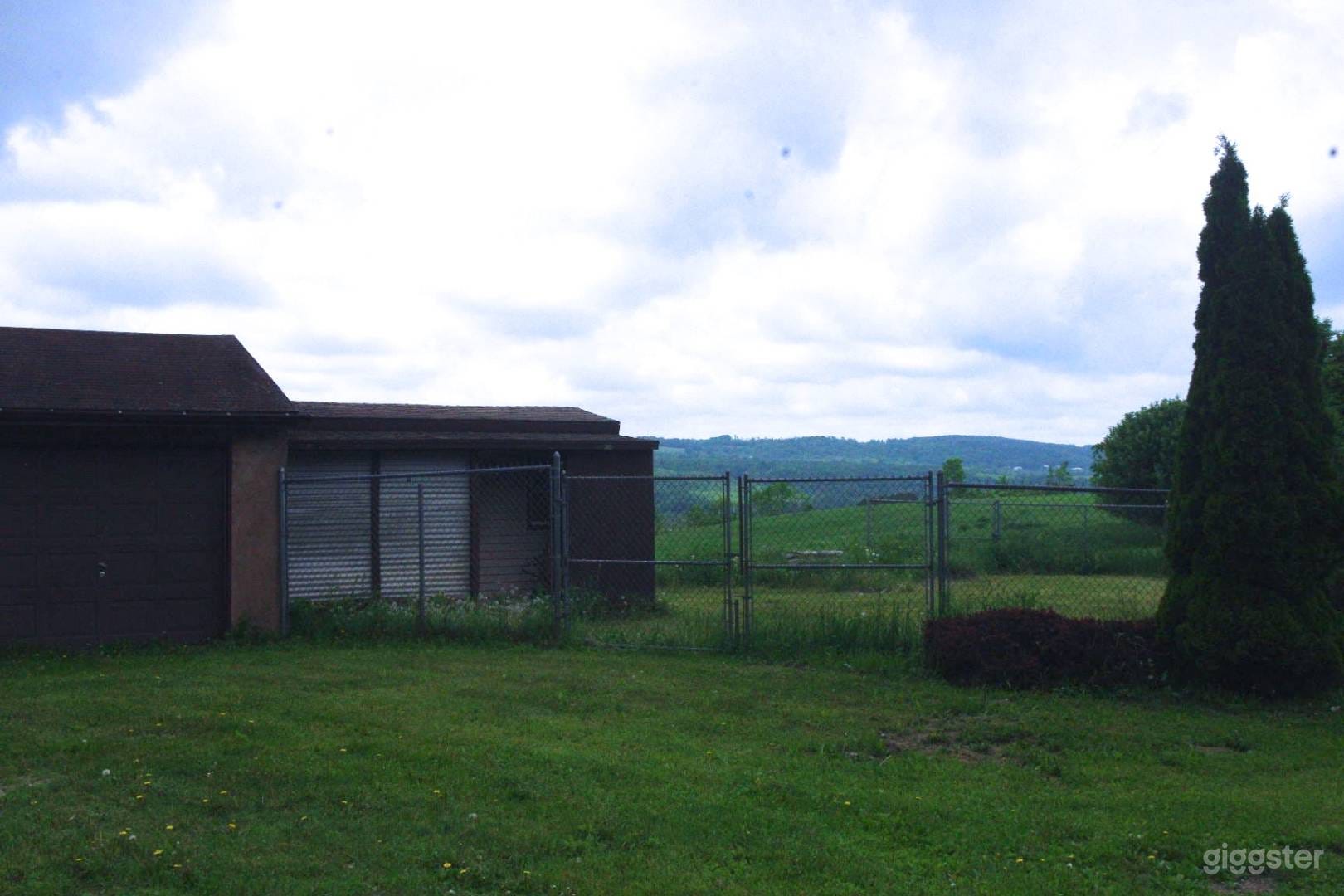 Whistling Hills Estate Photo 2