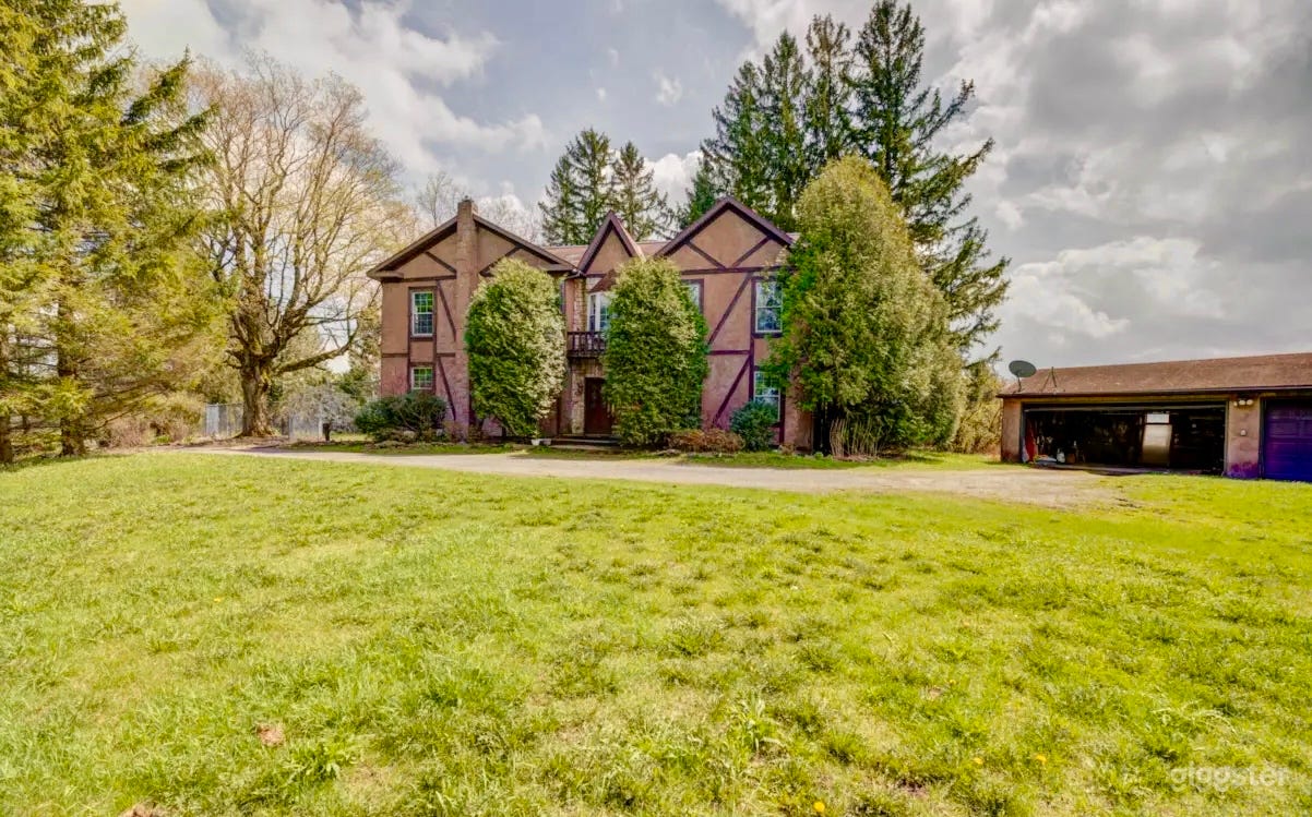 Whistling Hills Estate Photo 1